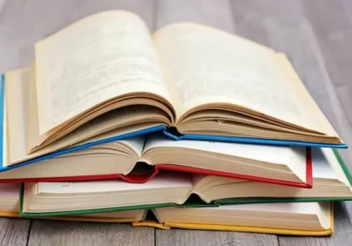 ایده-عکاسی-از-کتاب-14-1024x569